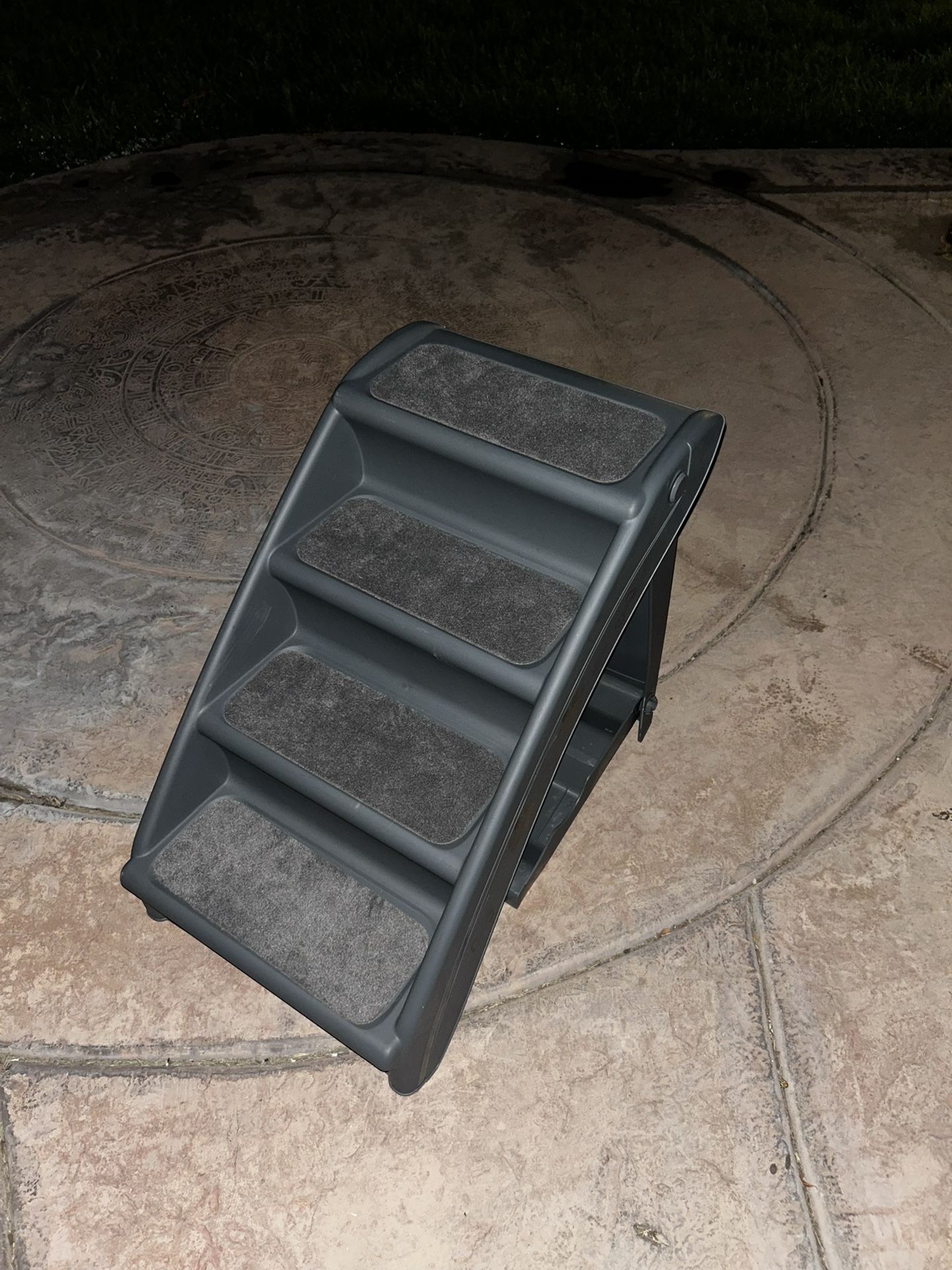 Dog stairs 