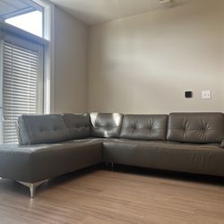 Couch / Sectional Grey