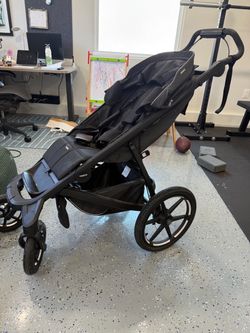 Thule Urban Glide Running Stroller