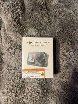 DJI Osmo Action 4 Essential Combo