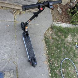 Jetson Omega Scooter 