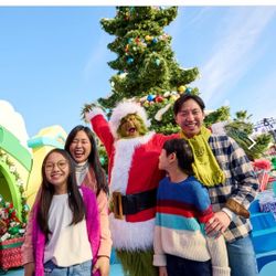 Grinchmas !!!@ Universal Studios Hollywood CA 