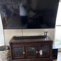 TV CONSOLE TABLE