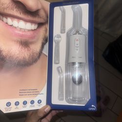 Brookstone Rechargeable Water Flosser