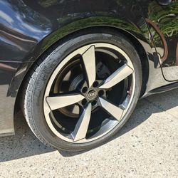 Audi RS5 Cutter Wheels And Tires