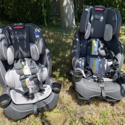 2 GRACO SlimFit 3 In 1 Convertible Car Seat