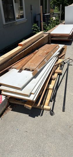 Free mdf wood— read description