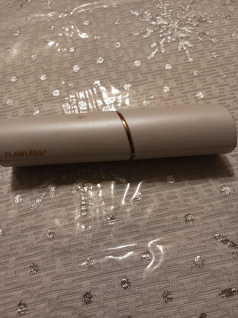 Flawless Ladys Face Hair Removal