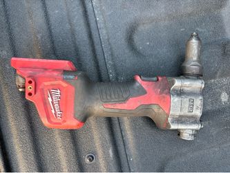 Milwaukee rivet gun