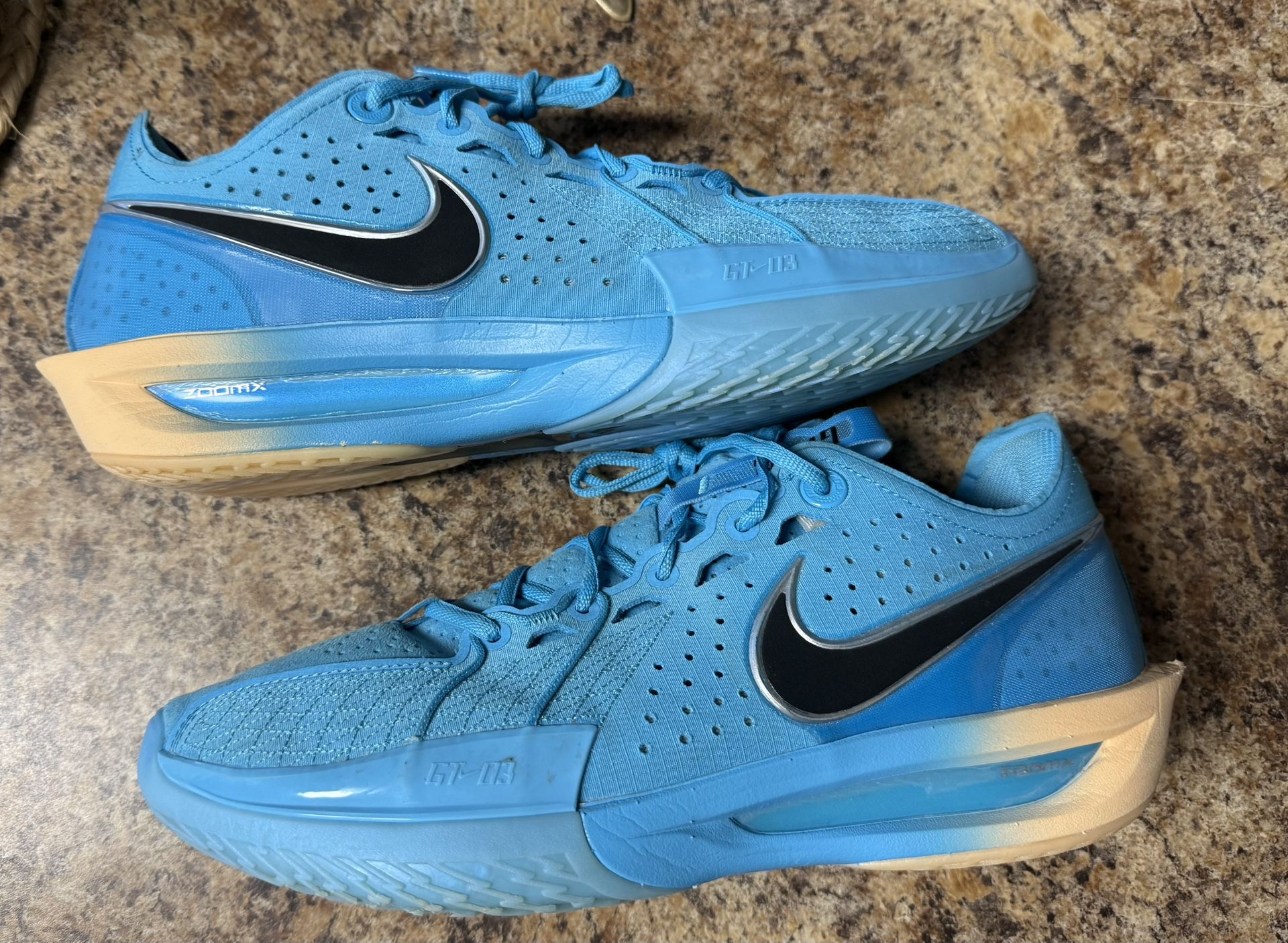 Nike GT Cut 3 Size 11