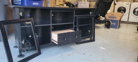Entertainment Center $40 -Pick up Today!