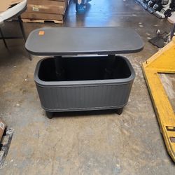 BEV BAR CHEST