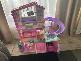 Barbie DreamHouse 3-Story Dollhouse