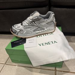 Bottega Veneta Orbit 'White Silver'