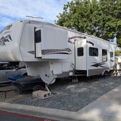 2005 Keystone Raptor