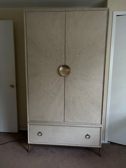King size bedroom