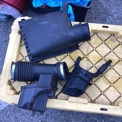 2016 Stock Air Intake System Toyota Tundra 5.7L