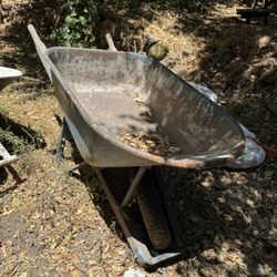 Wheel barrel Needs Wheel Pin $20