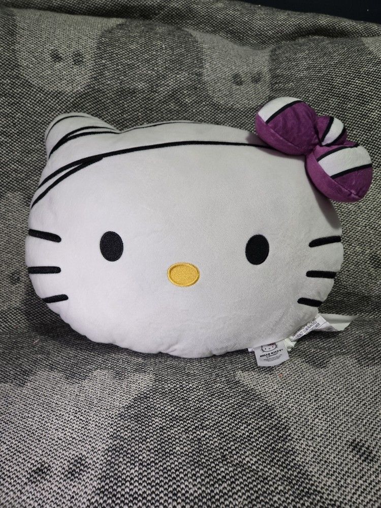 Hello Kitty Pillow
