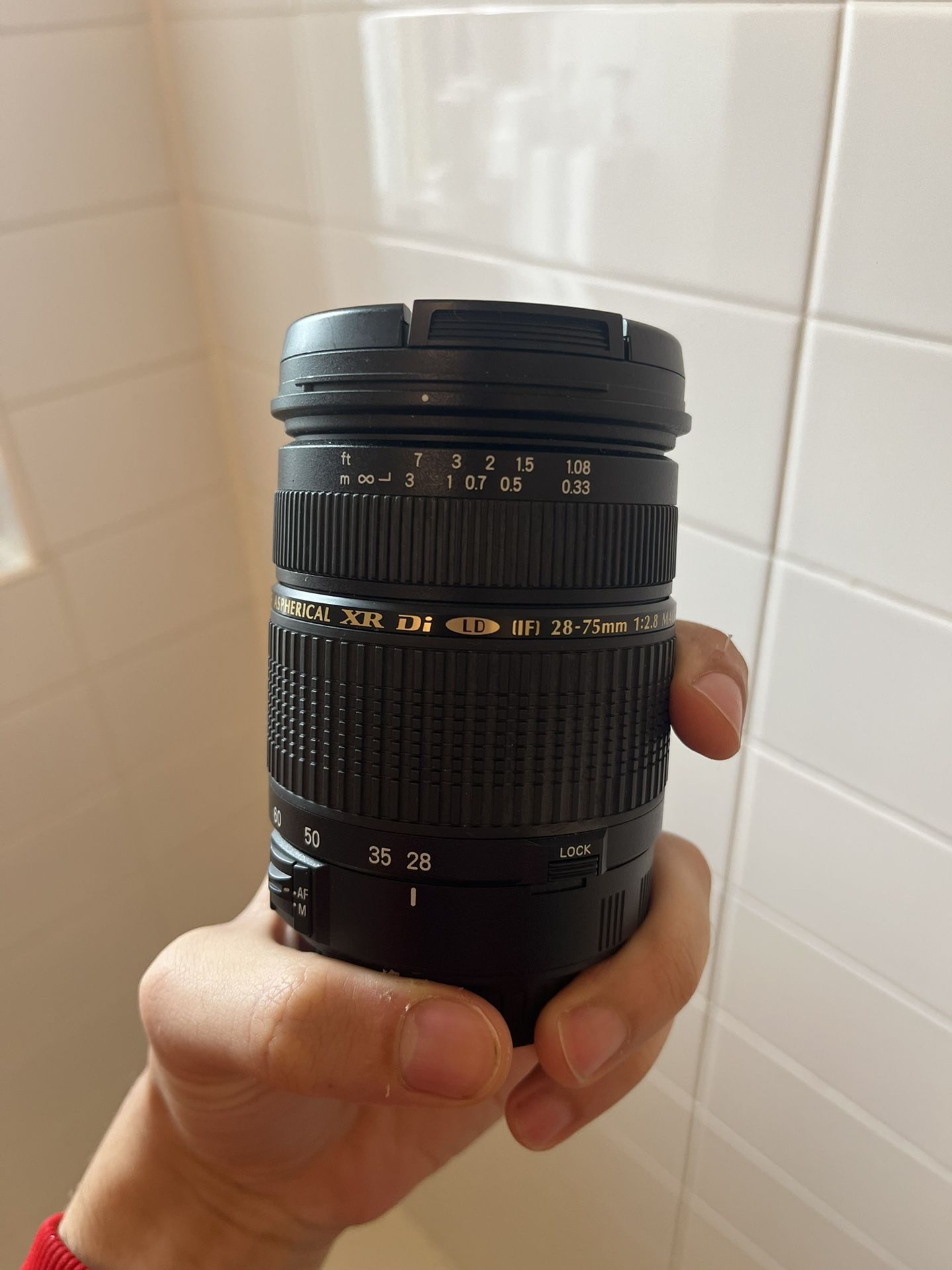 Tamron 28-75mm F/2.8 Macro