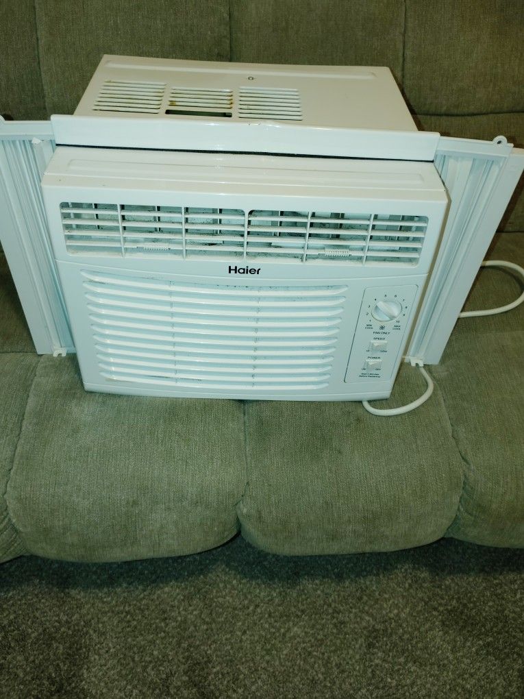 5000 BTU Air Conditioner 