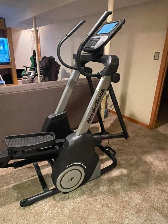 NordicTrack FS10i Elliptical