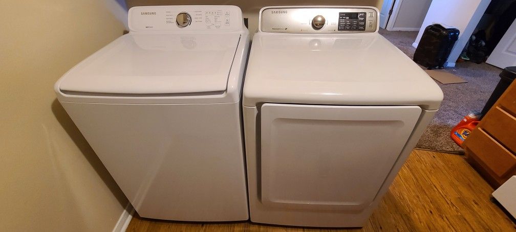 Samsung Washer And Dryer (Like New)