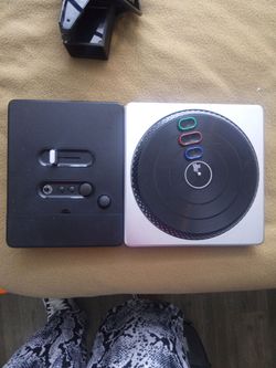 DJ Hero Turntables for Nintendo Wii