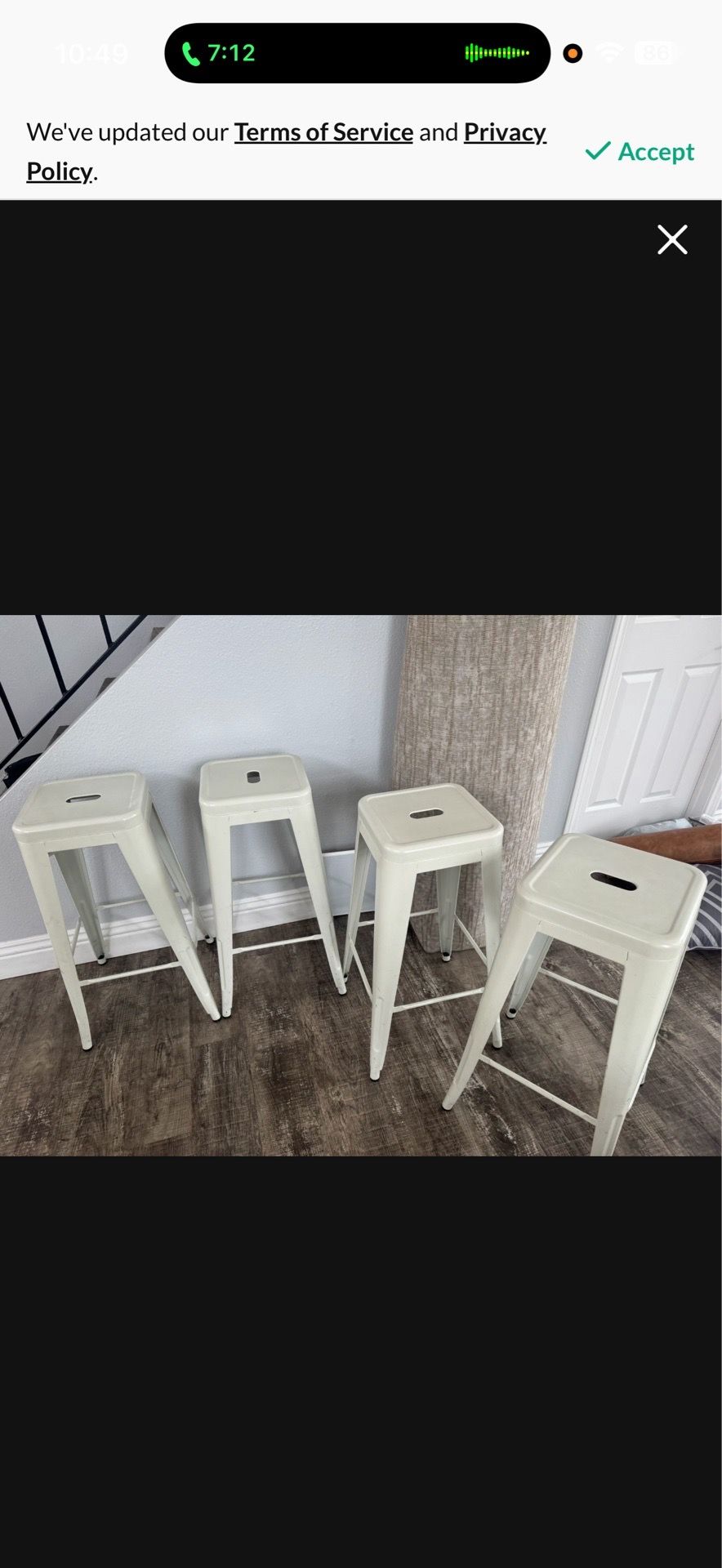 4 barstools