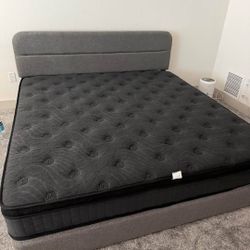 BEAUTYREST BLACK BRAND NEW HYBRID KING PILLOW TOP MATTRESS AND BOXSPRING SAME DAY DELIVERY 