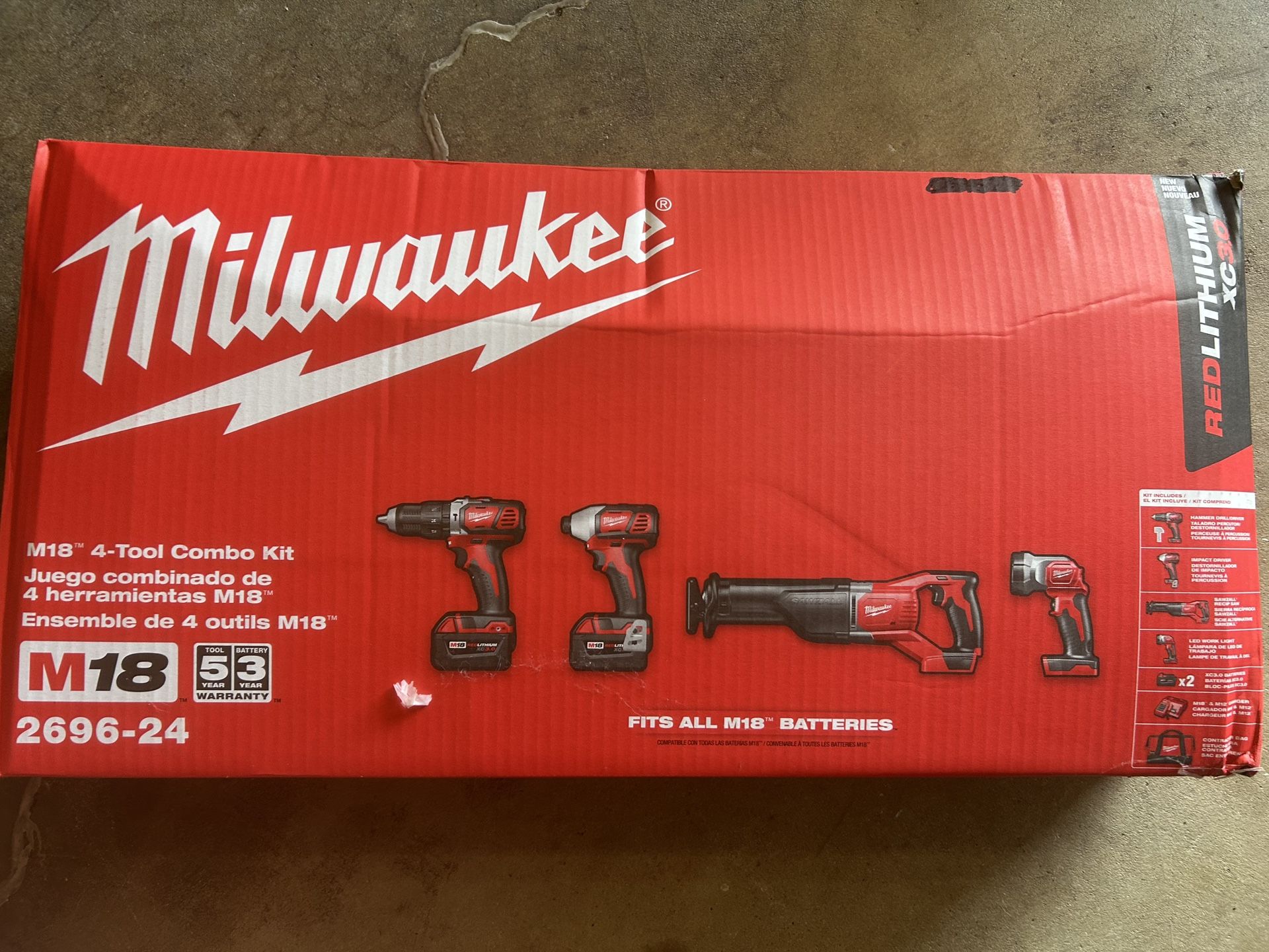 Milwaukee. M-18 LITHIUM. Combo Tool Set