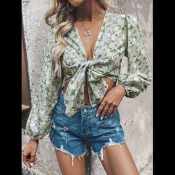 Allover Floral Print LONG Lantern Sleeve Knot Front Crop Top GREEN SMALL S SHEIN Condition:New with tags Size: S Color: Green Department: Women Neckl