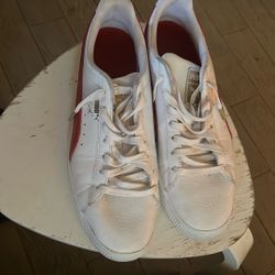 PUMAClyde Core Leather Foil 'White Cherry'