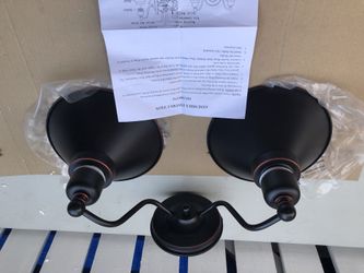 BRAND NEW FARM HOUSE STYLE LIGHT FIXTURE