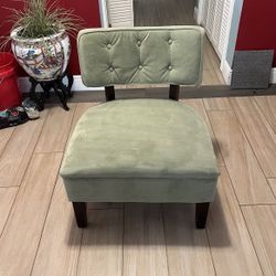 Accent Chair 