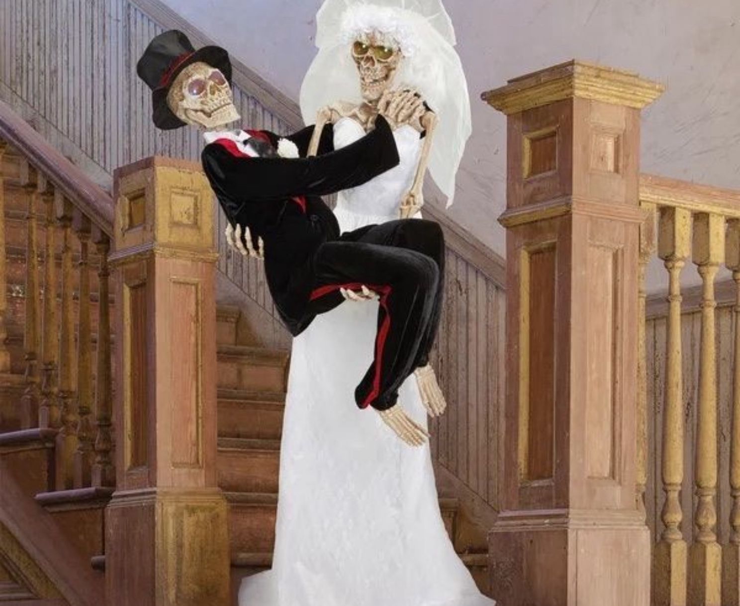 Animatronics Halloween Bride And Groom