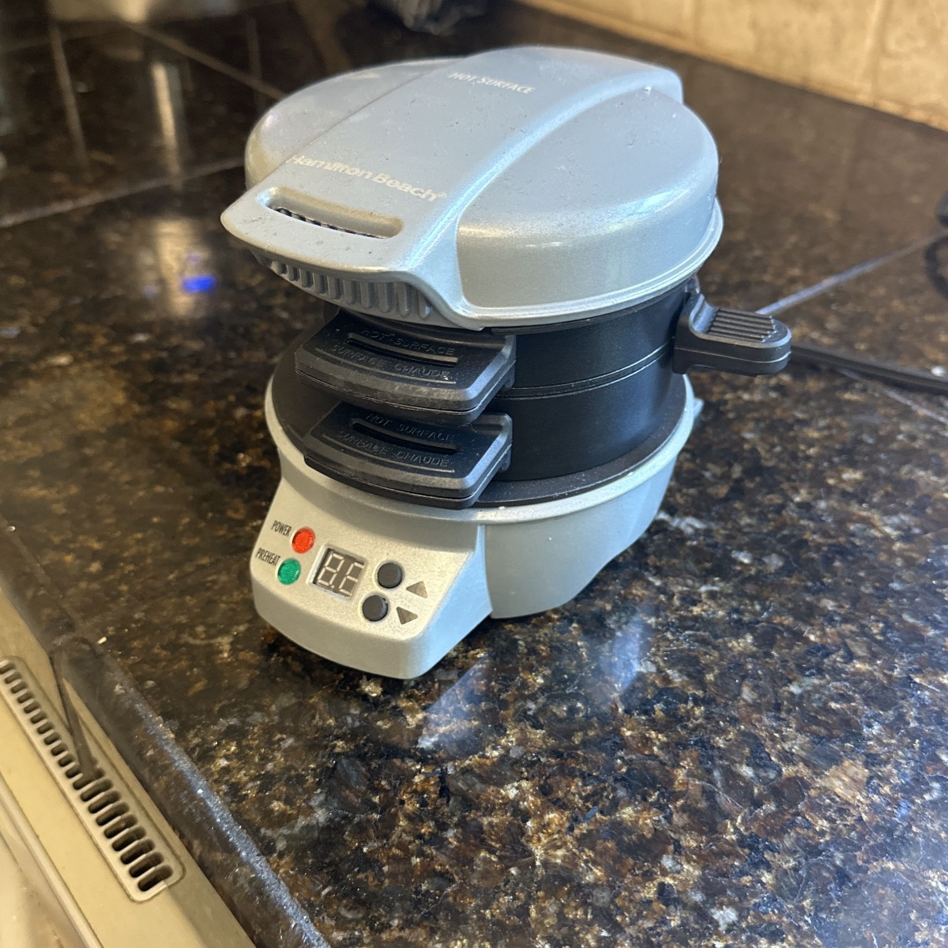 Hamilton Beach Breakfast Sandwich Maker