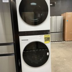 LG Front Load Laundry Tower - Gas Dryer 