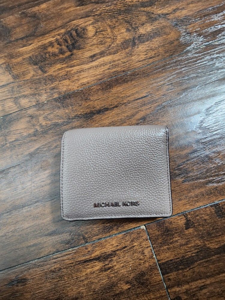 Micheal Kors Wallet 