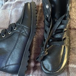 NEW Dressy Boots Black Boy Size 1