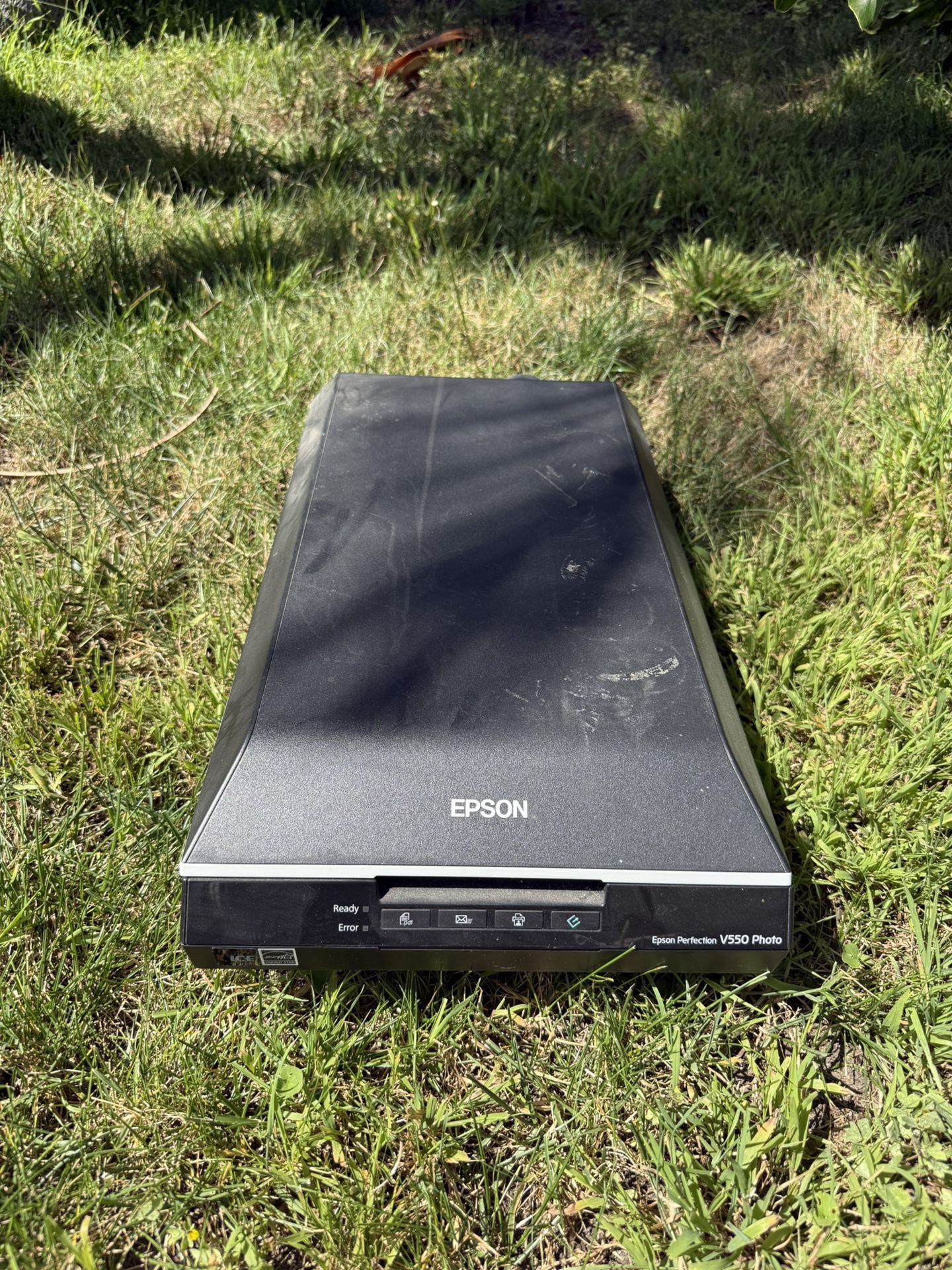 Epson V550