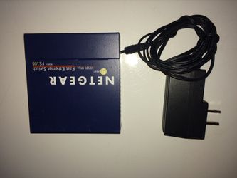 Netgear Auto 10/100 Mbps Switch