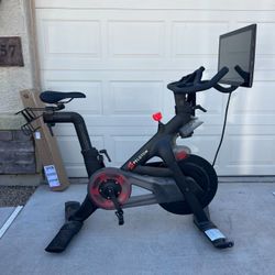 Peloton Bike 