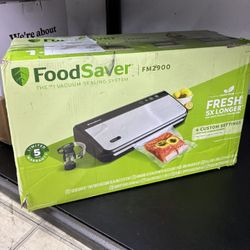 FoodSaver FM2900 Vacuum Sealing System