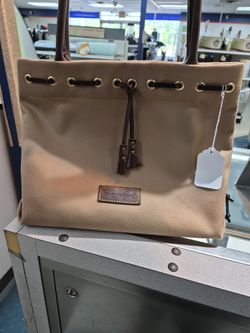 Dooney & Bourke 