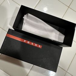Prada/burberry glasses case