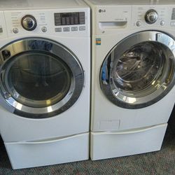 LG HE Smart Large Capacity Washer And Gas Dryer 