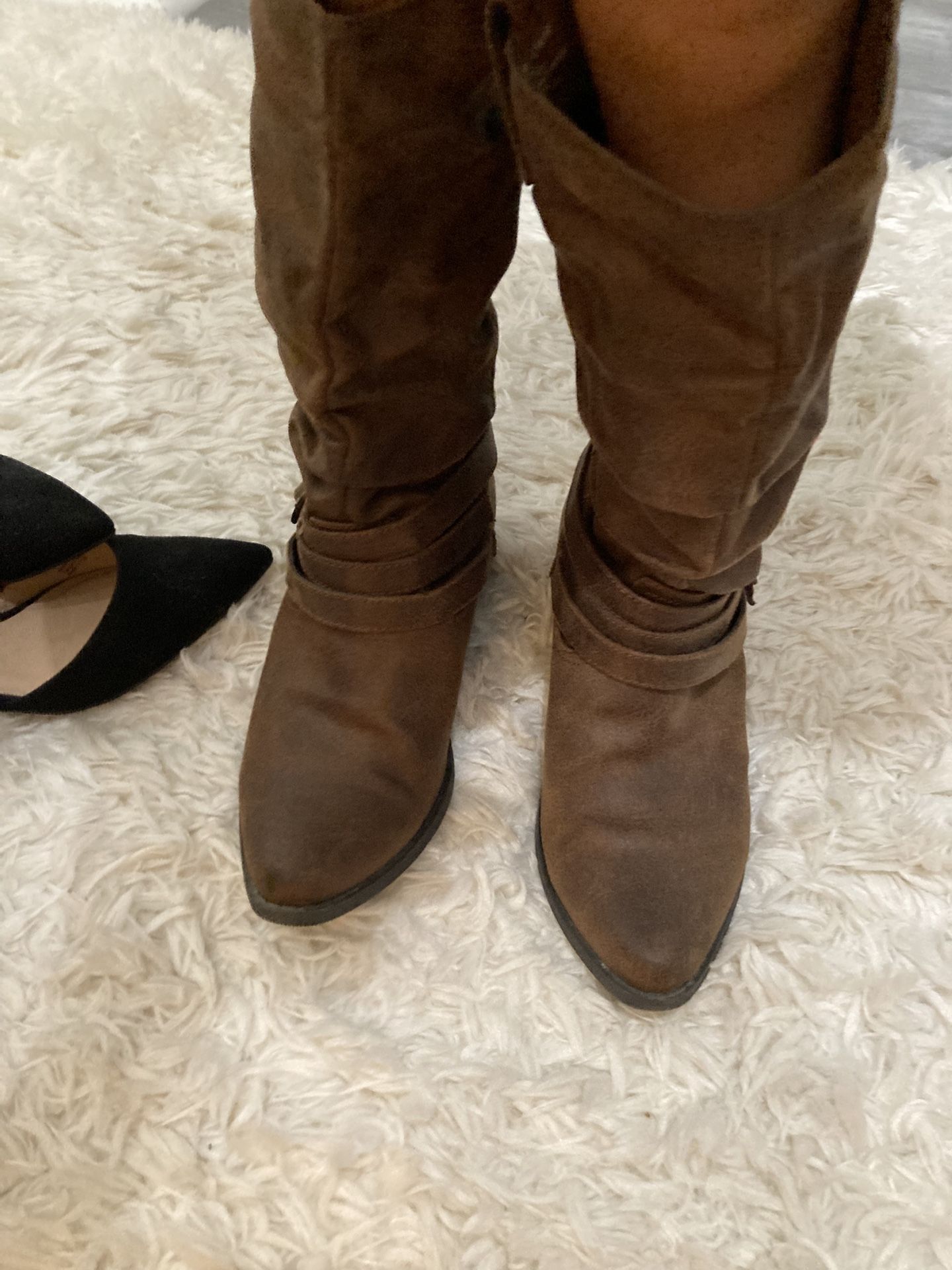 Brown boots 6.5