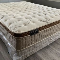 Ck Organic Cloud Edition Europillow Top 12inch Mattress!!