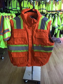 Class 2 insulated safety vest